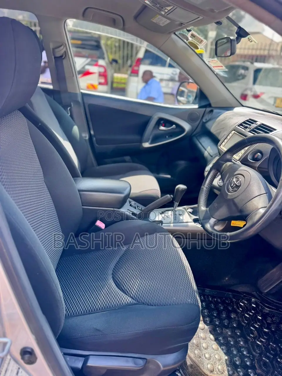 Toyota RAV4 2010 Silver