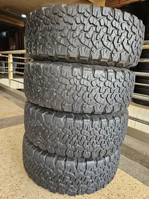 265 70 R17 Gdrichbf Wide Enough to Rise Ur Car and in a Very Gd Type 