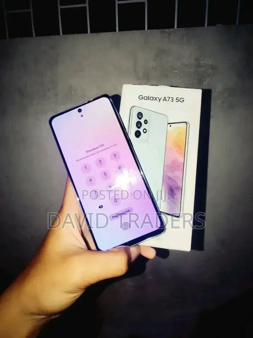 New Samsung Galaxy A73 5G 256 GB Green