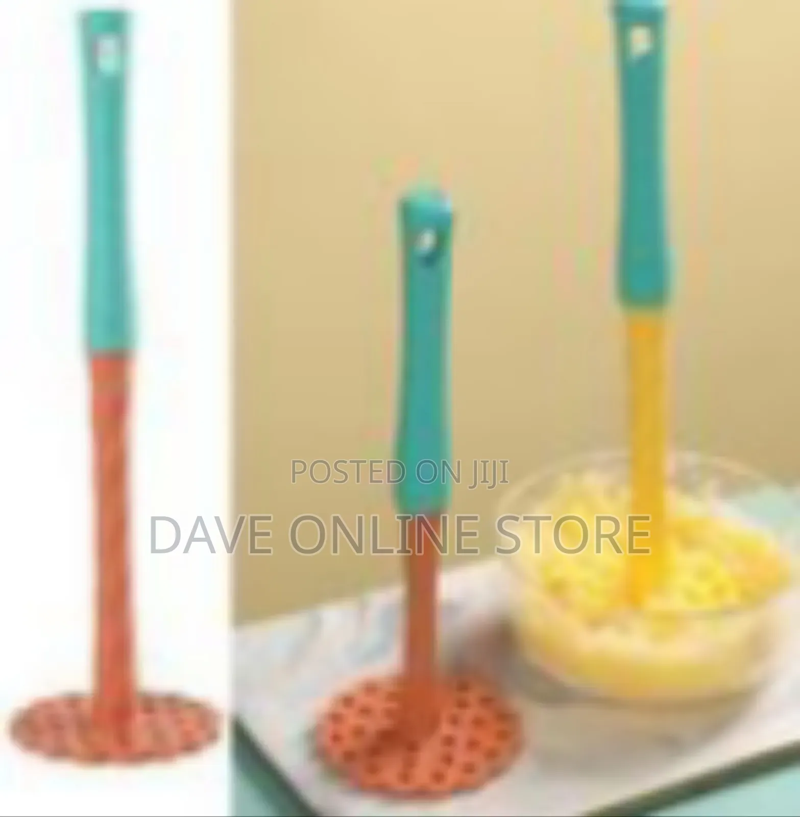 Ergonomic Manual Food Masher With Honeycomb Head