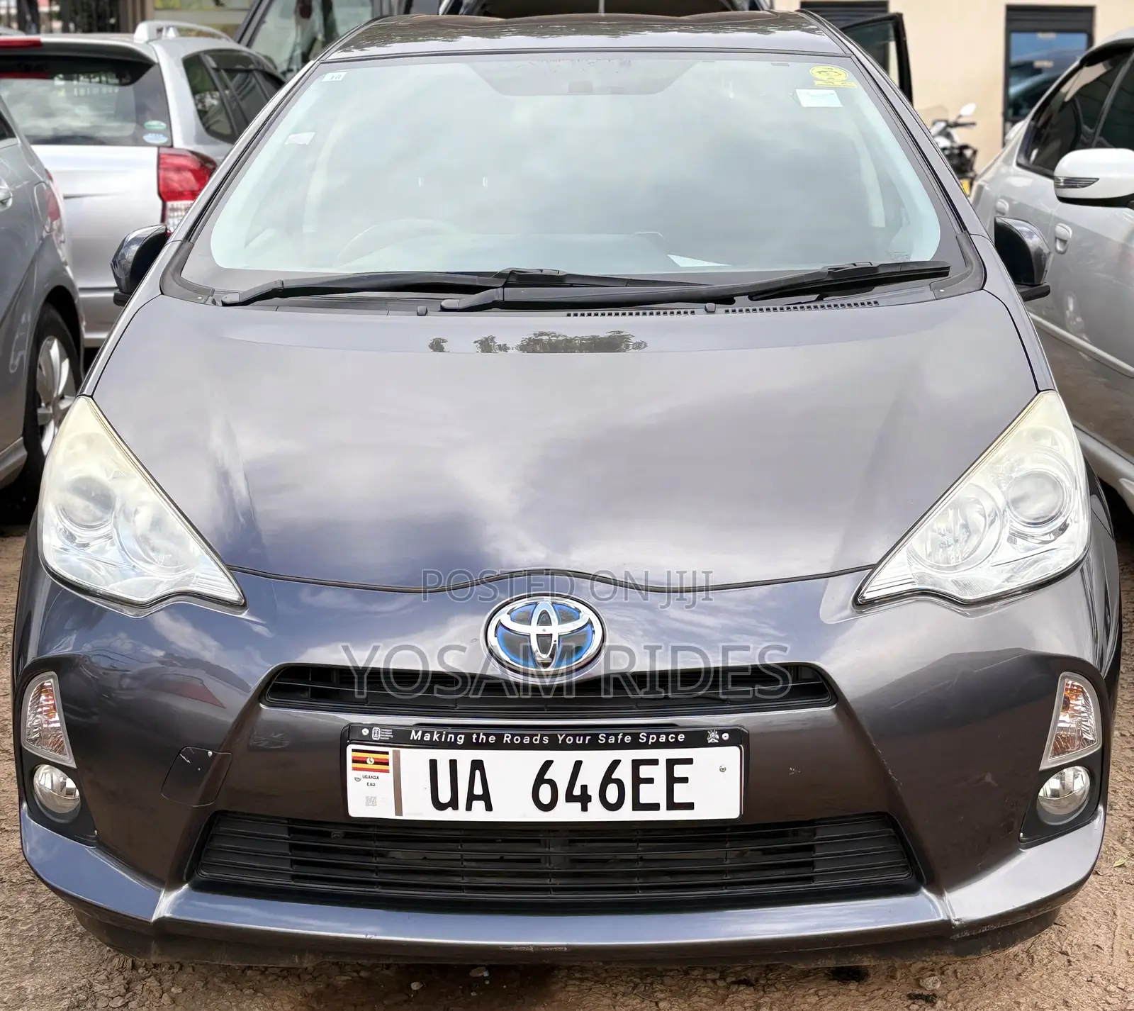 Toyota Aqua 2013 Gray