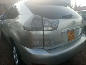 Toyota Harrier 3.0 V6 2004 Silver