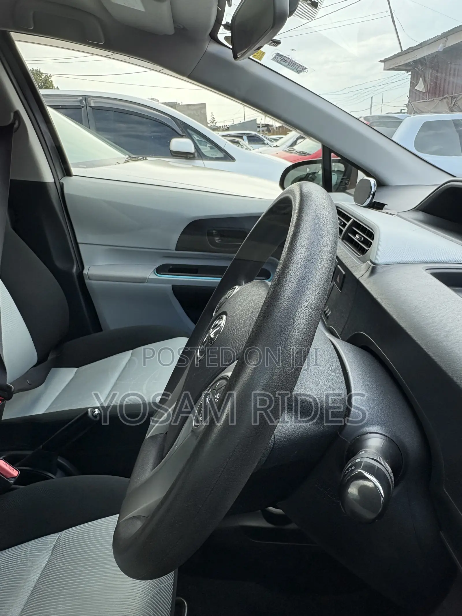 Toyota Aqua 2013 Gray