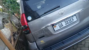 Toyota Land Cruiser Prado 2009 Gray