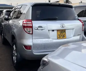 Toyota RAV4 2.4 2008