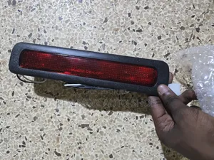Mitsubishi L200 Straddle 1996 - 2006 Boot Reflector