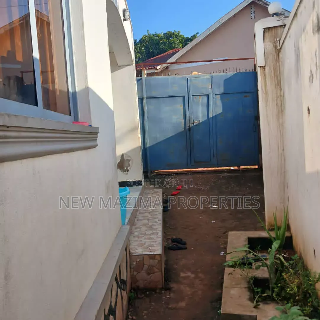 Mini Flat in Namasuba Kikajjo, Central Division for sale