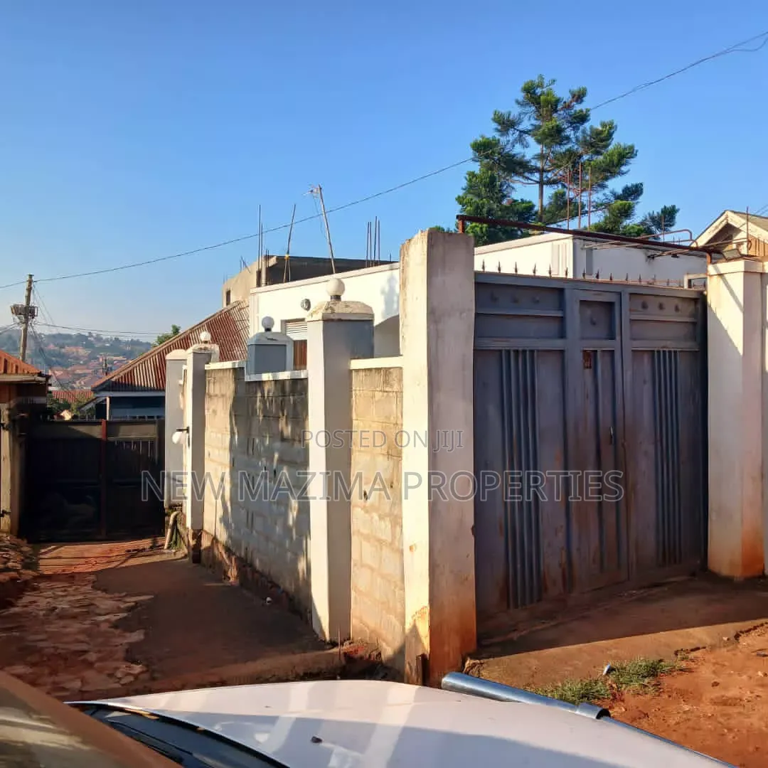 Mini Flat in Namasuba Kikajjo, Central Division for sale