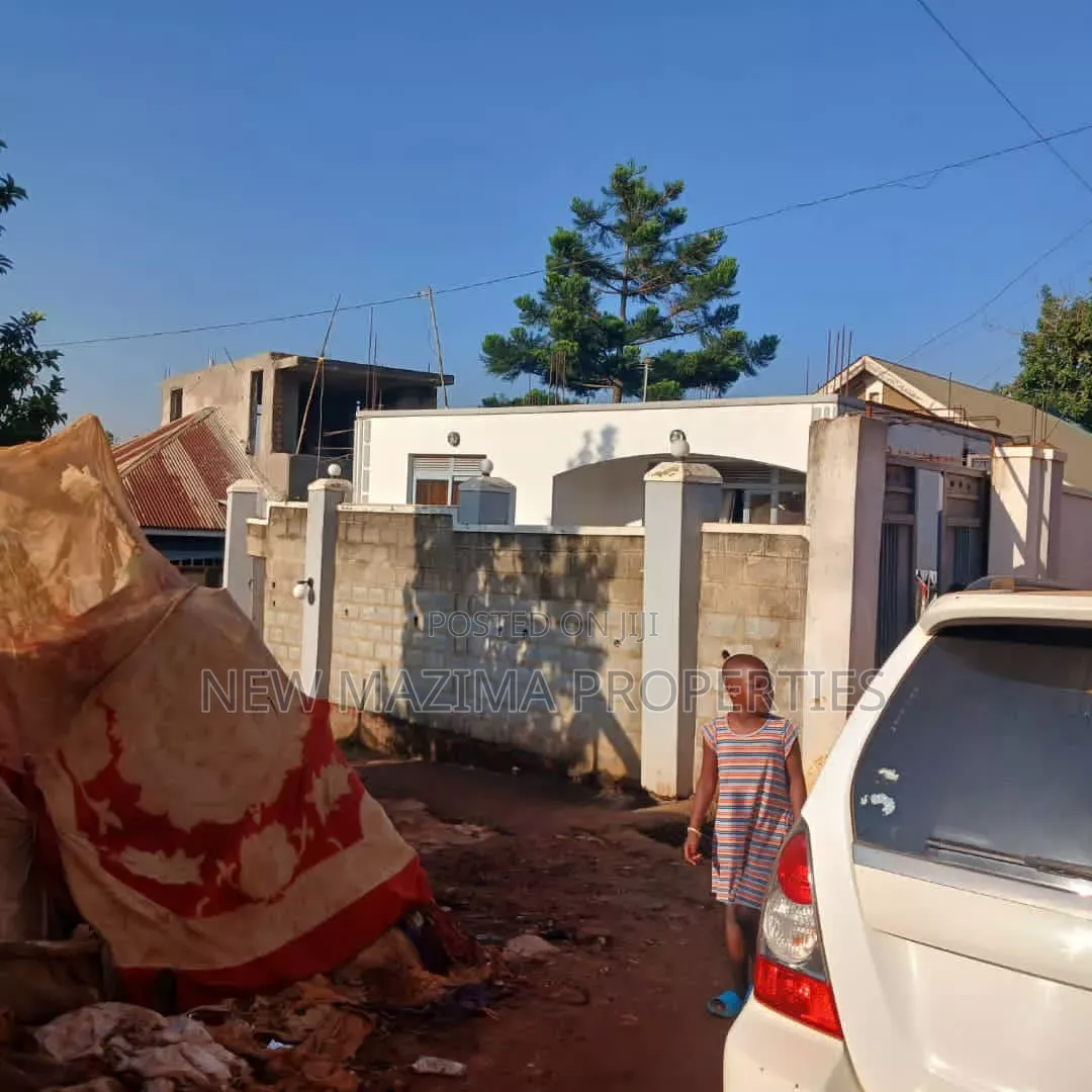Mini Flat in Namasuba Kikajjo, Central Division for sale
