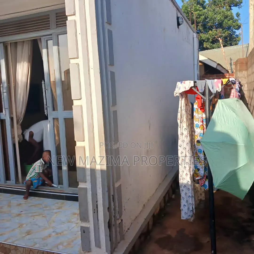 Mini Flat in Namasuba Kikajjo, Central Division for sale