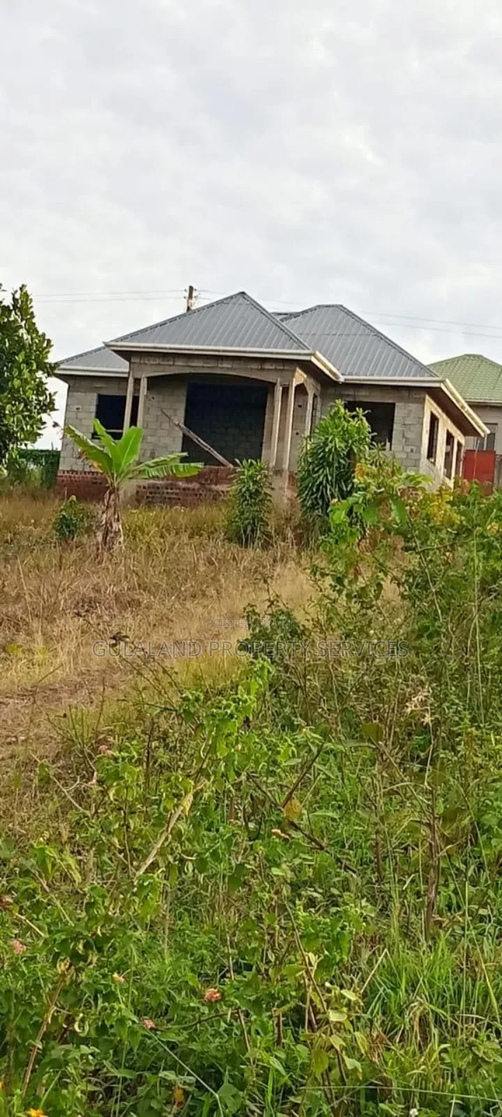 2bdrm House in Jomayi Estate, Bombo TC for sale