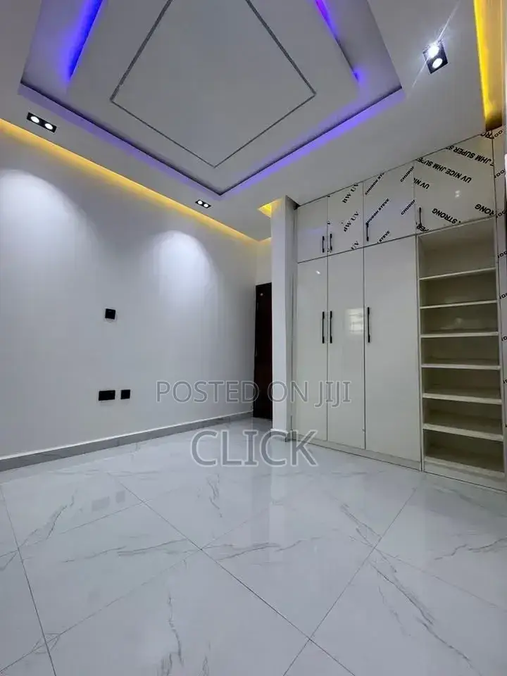 3bdrm Duplex in Muyenga, Makindye for rent
