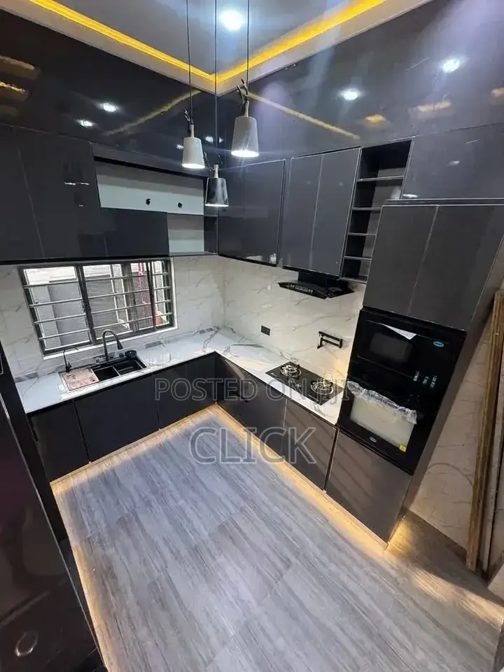 3bdrm Duplex in Muyenga, Makindye for rent