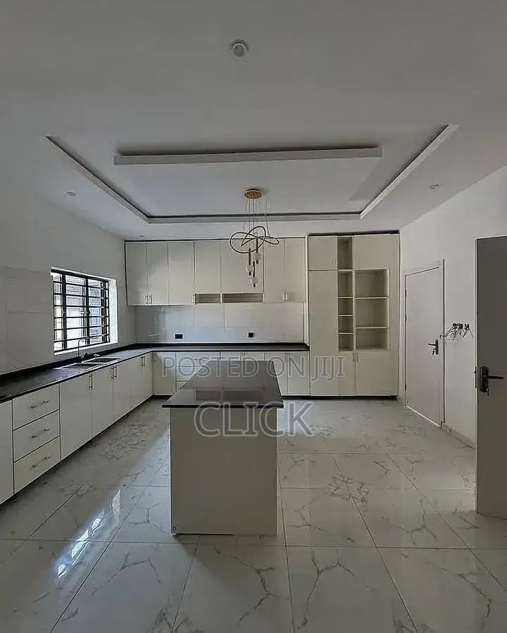 3bdrm Apartment in Bunga, Makindye for rent