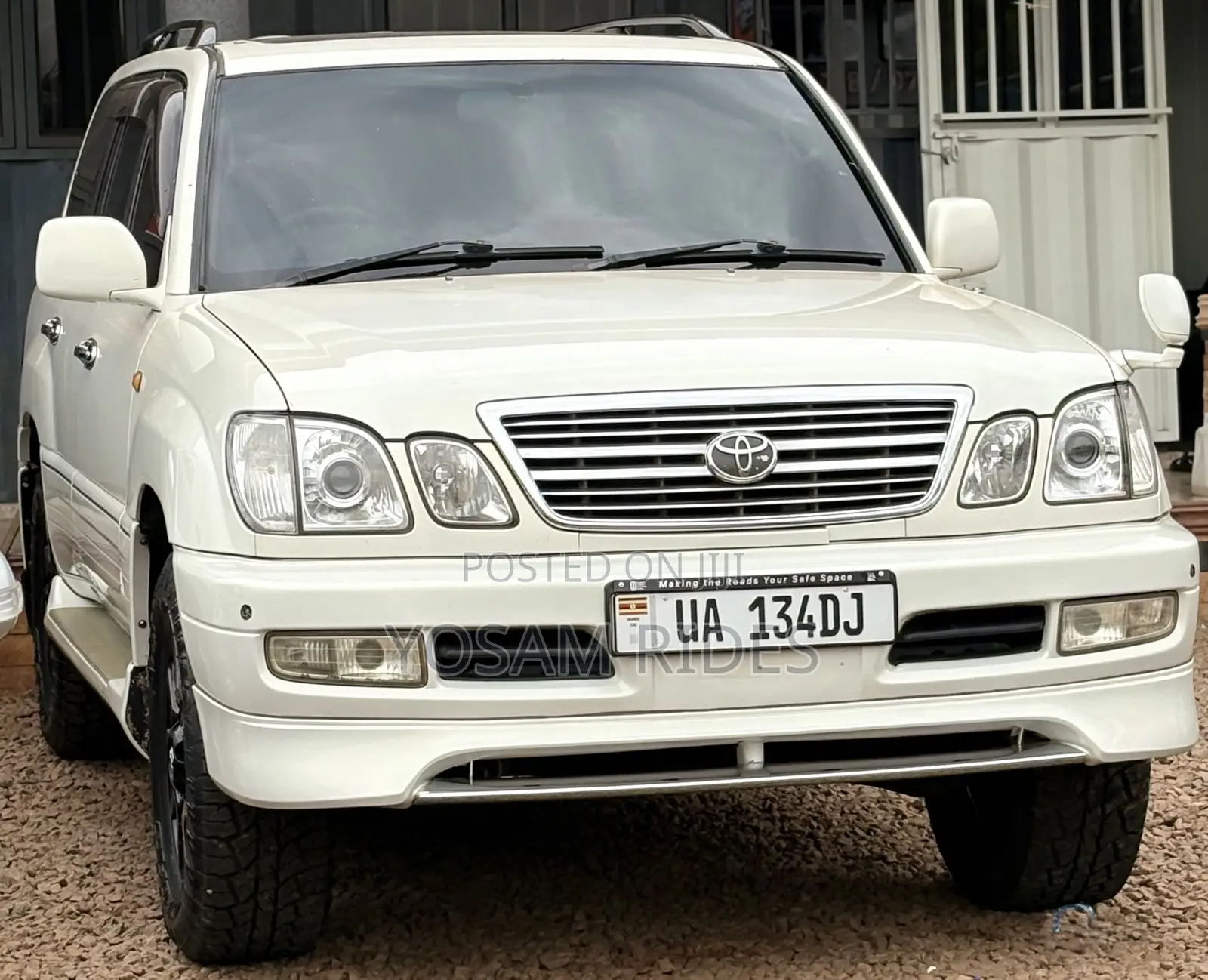 Toyota Land Cruiser Cygnus 4.7 2002 White