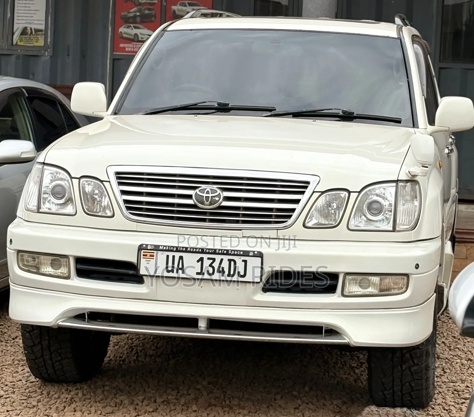 Toyota Land Cruiser Cygnus 4.7 2002 White
