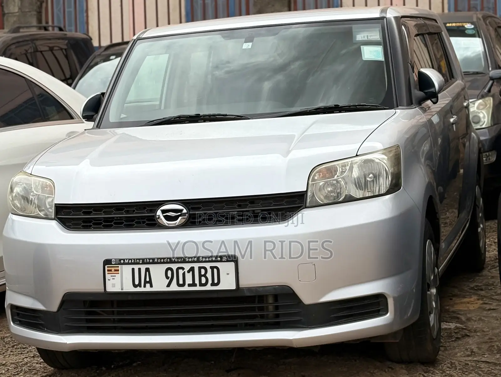 Toyota Corolla Rumion Hatchback 1.5 FWD 2012 Silver