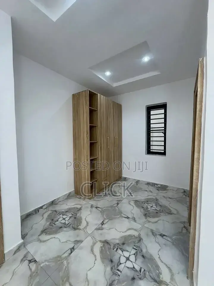 3bdrm Apartment in Bunga, Makindye for rent