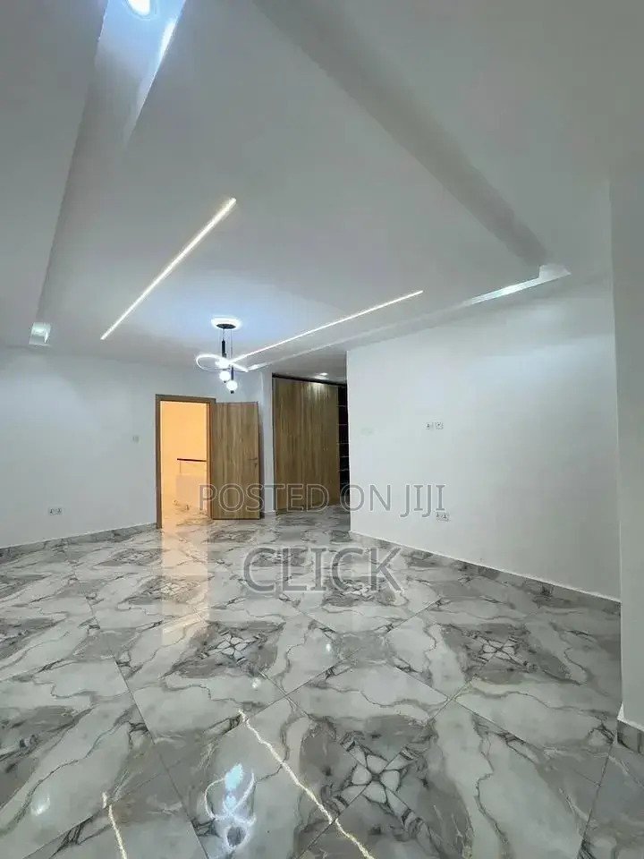 3bdrm Apartment in Bunga, Makindye for rent