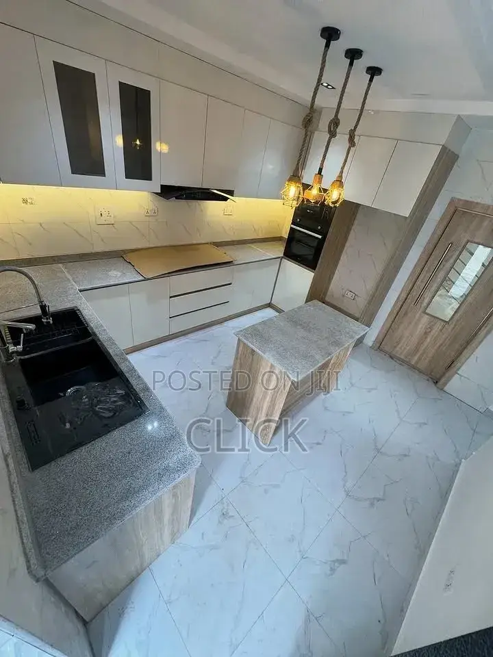 3bdrm Apartment in Bunga, Makindye for rent