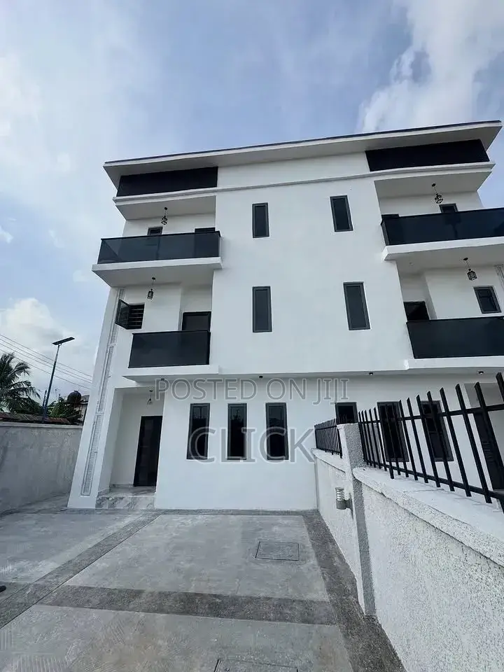 3bdrm Apartment in Bunga, Makindye for rent