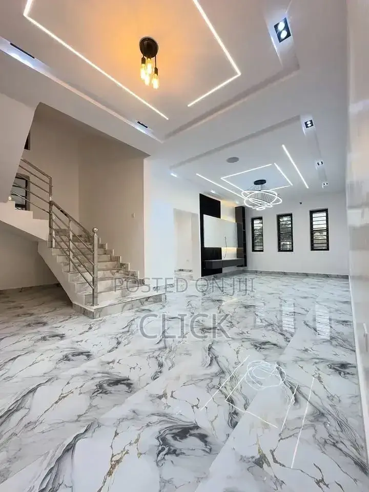 3bdrm Apartment in Bunga, Makindye for rent