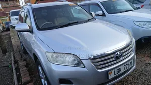 Toyota Vanguard 2009 Silver