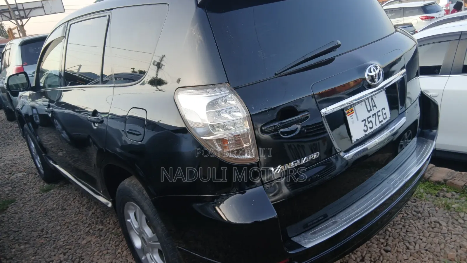 Toyota Vanguard 2010 Black