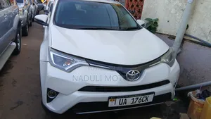 Toyota RAV4 2013 White