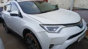 Toyota RAV4 2013 White