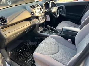 Toyota RAV4 2008 Silver
