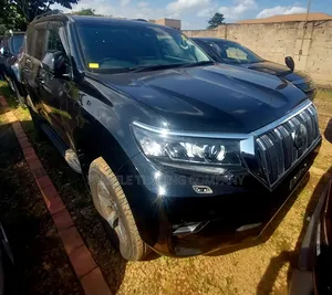 Toyota Land Cruiser Prado 2.7 2018 Black