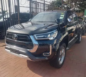 Toyota Hilux Revo Double Cab Deisel 2.4 AWD 2020 Black