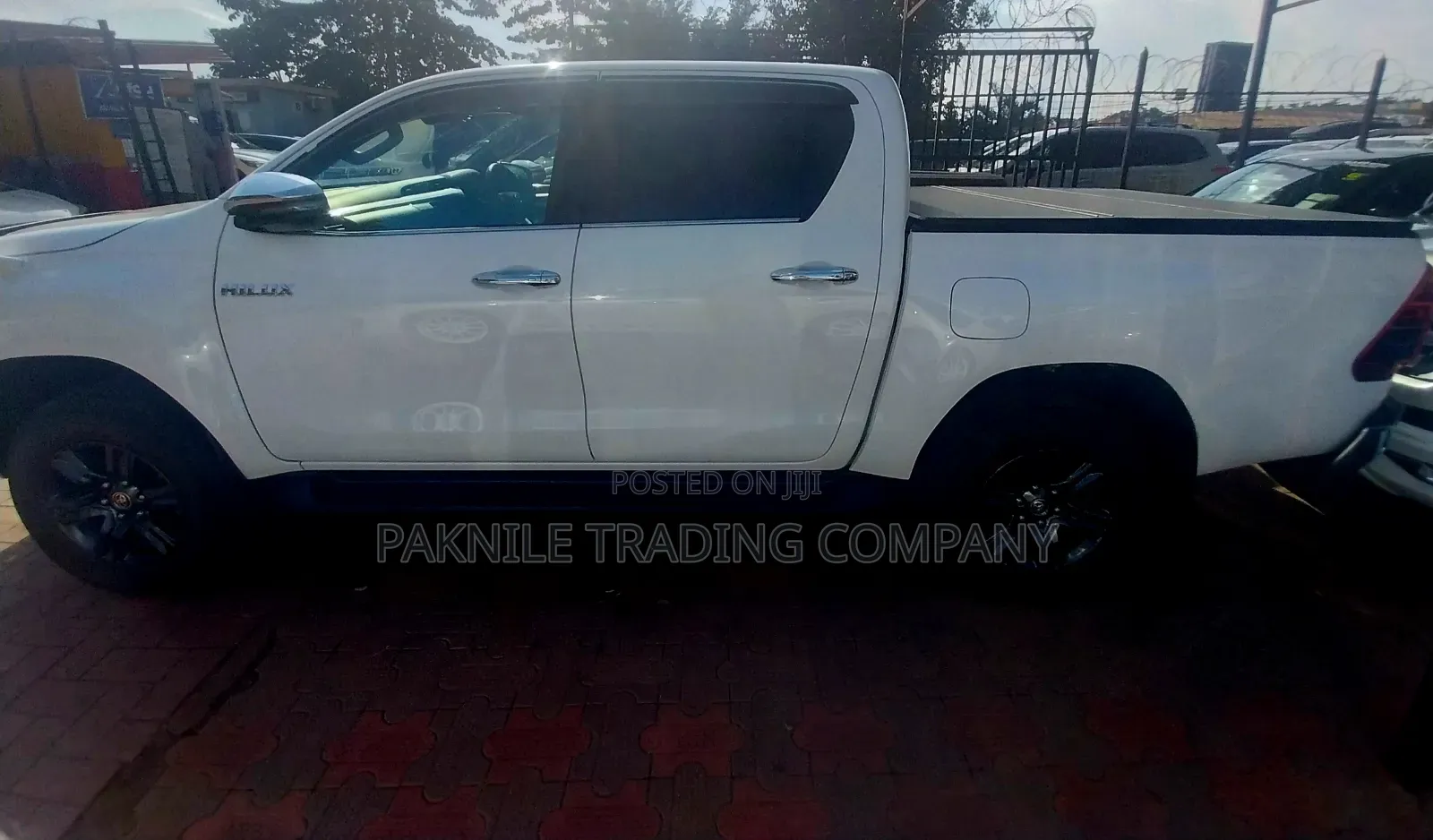 Toyota Hilux Revo Double Cab Deisel 2.4 AWD 2021 White