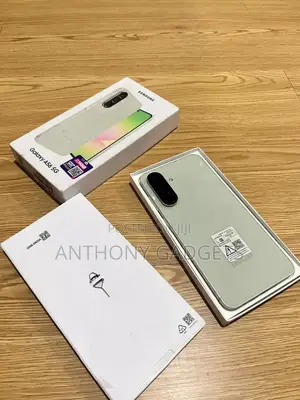 New Samsung Galaxy A56 256 GB Pink