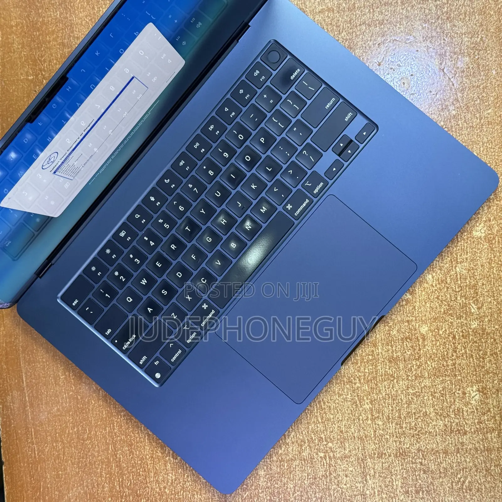 Laptop Apple MacBook Air 2023 M2 16GB Apple M2 SSD 512GB