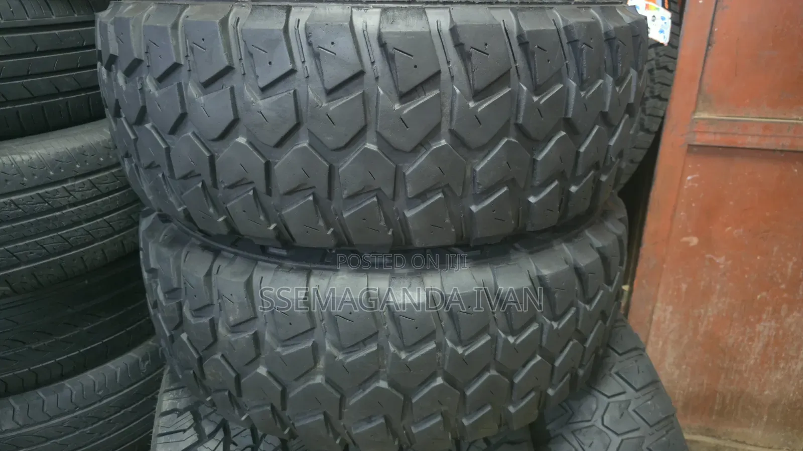 31x10.5r15 Used M/T Practical Max Tires