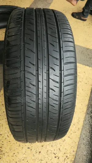 275/50r21 110h Dunlop Pt31a Foreign Used