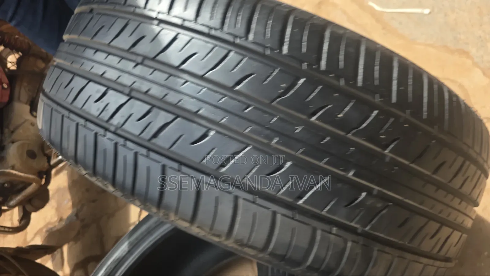 275/50r21 110h Dunlop Pt31a Foreign Used