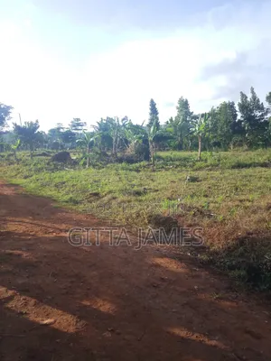 5 Plots for Sale by Owner in Kisoga Banda 40ft From the Tarmac