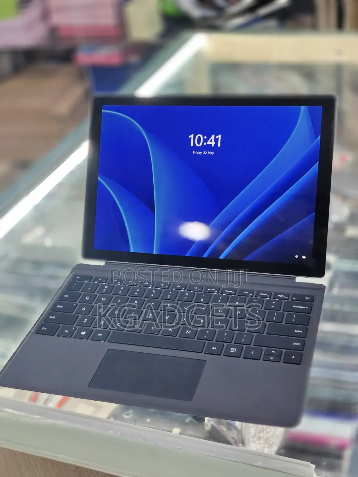 New Laptop Microsoft Surface Pro 6 8GB Intel Core i5 SSD 256GB