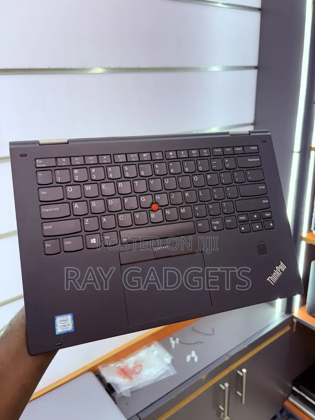 New Laptop Lenovo ThinkPad X1 Yoga 8GB Intel Core i7 SSD 512GB