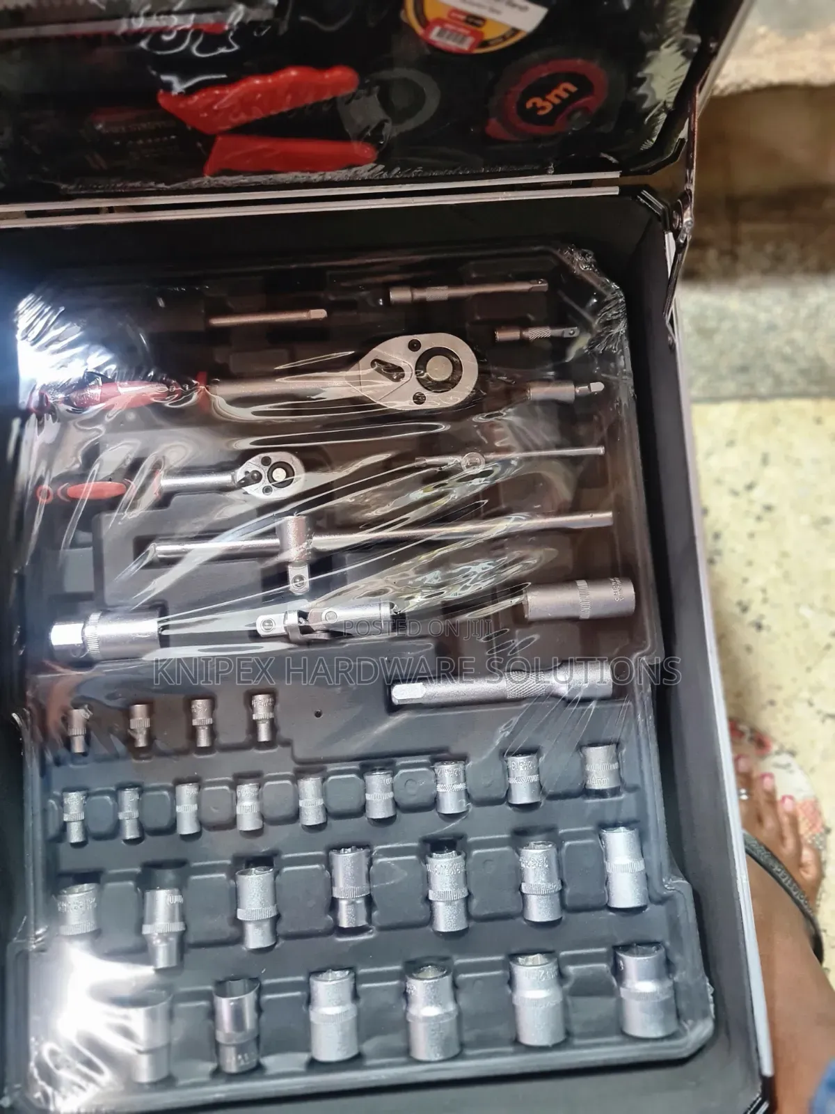 187 Pieces Complete Tool Box