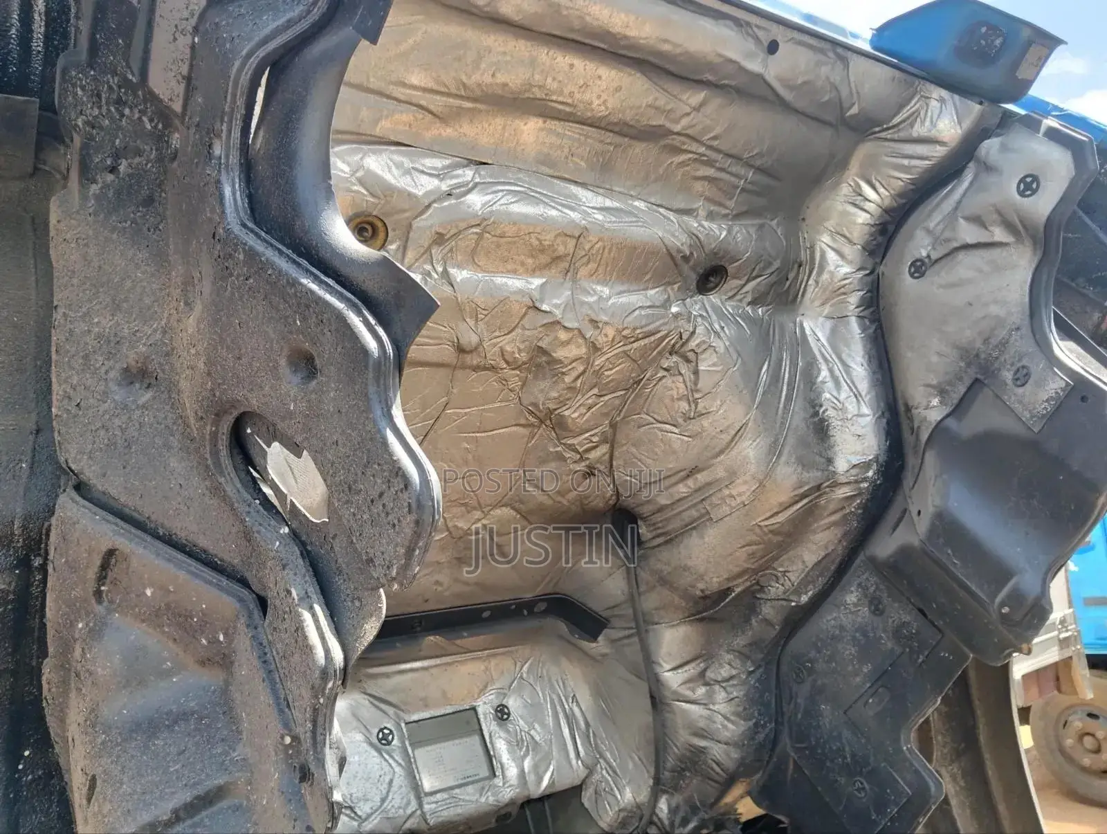 Isuzu Forward 350 1991 Blue