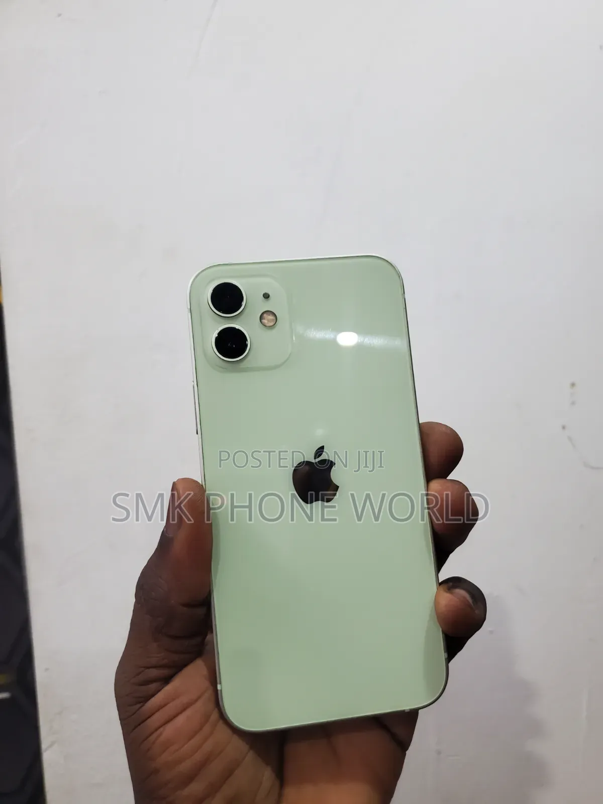 Apple iPhone 12 64 GB