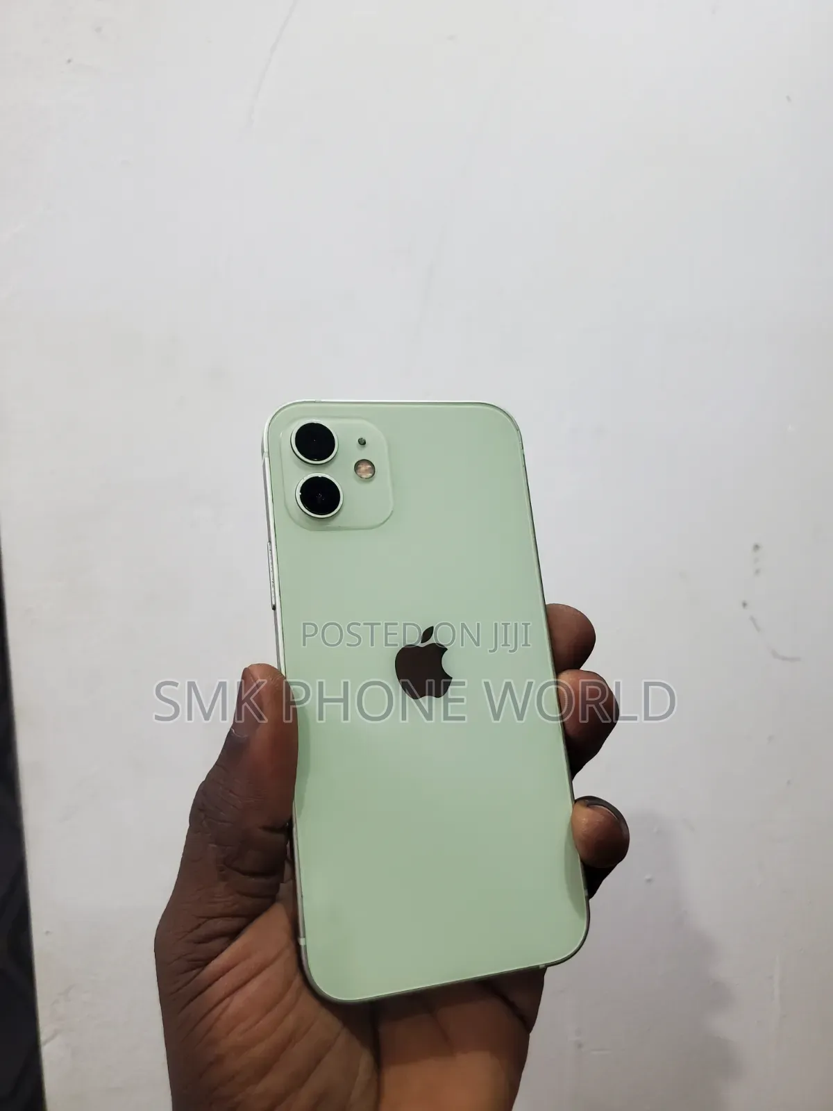 Apple iPhone 12 64 GB