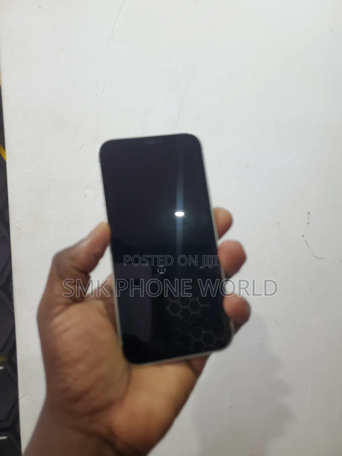 Apple iPhone 12 64 GB