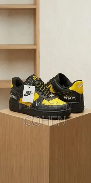 Nike Venom