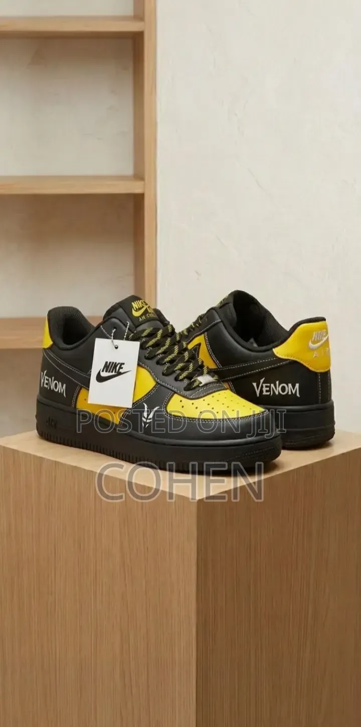Nike Venom