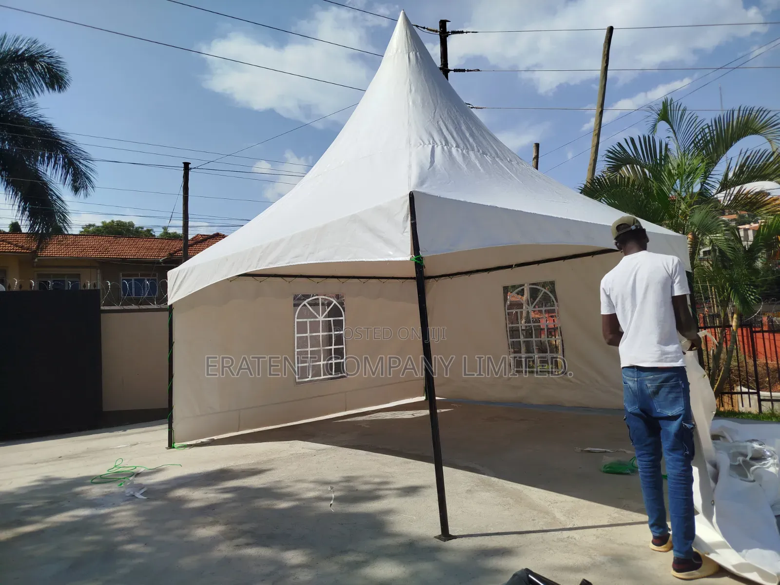 50 Seater Tent Covered Two Side Flaps in Strong Materials